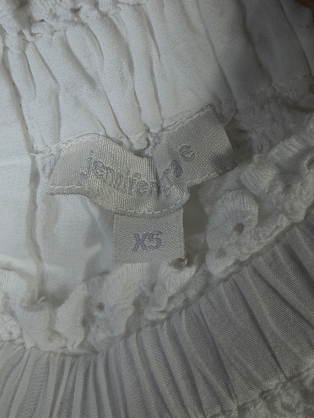 Jennifer & Grace White Eyelet Lace Flutter Sleeve Mock Neck Blouse XS - Picture 3 of 4